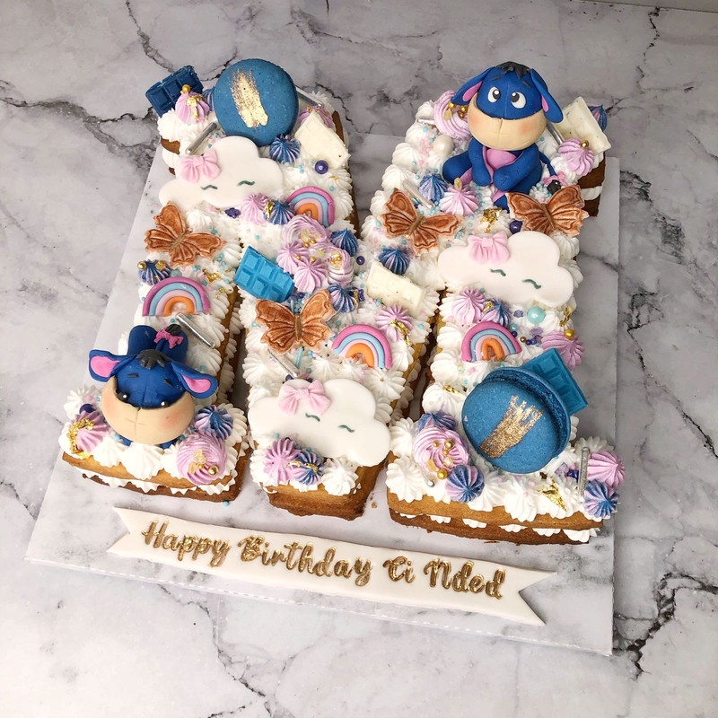 

Letter Cake