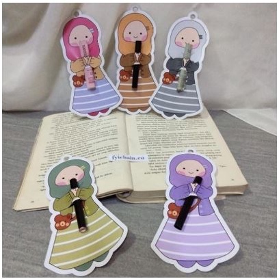 

AMPLOP LEBARAN PELUK AESTHETIC viral 2023 AMPLOP LEBARAN BOOKMARK isi 10 lembar