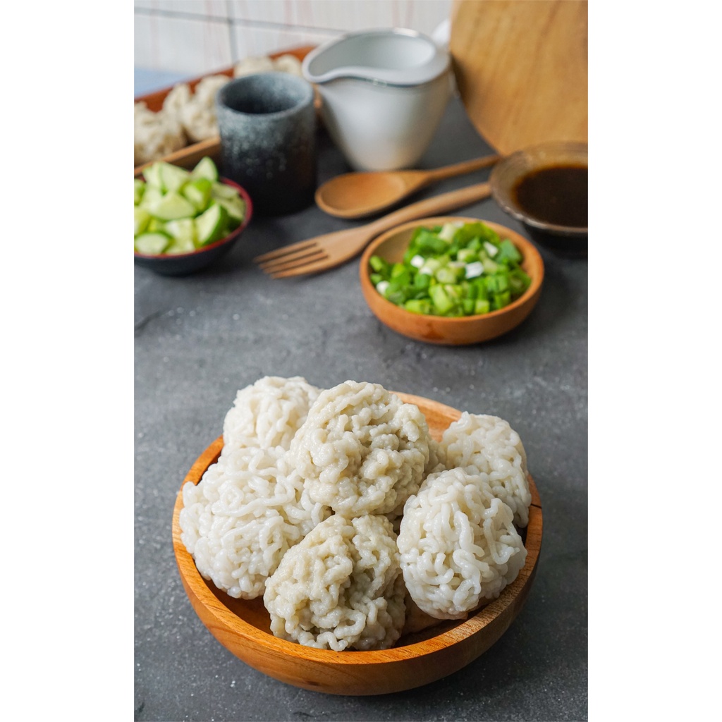 

Pempek WK pempek Keriting isi 20pcs berat 1kg free cuko vacuum frozen//pempek asli palembang/100% ikan tenggiri