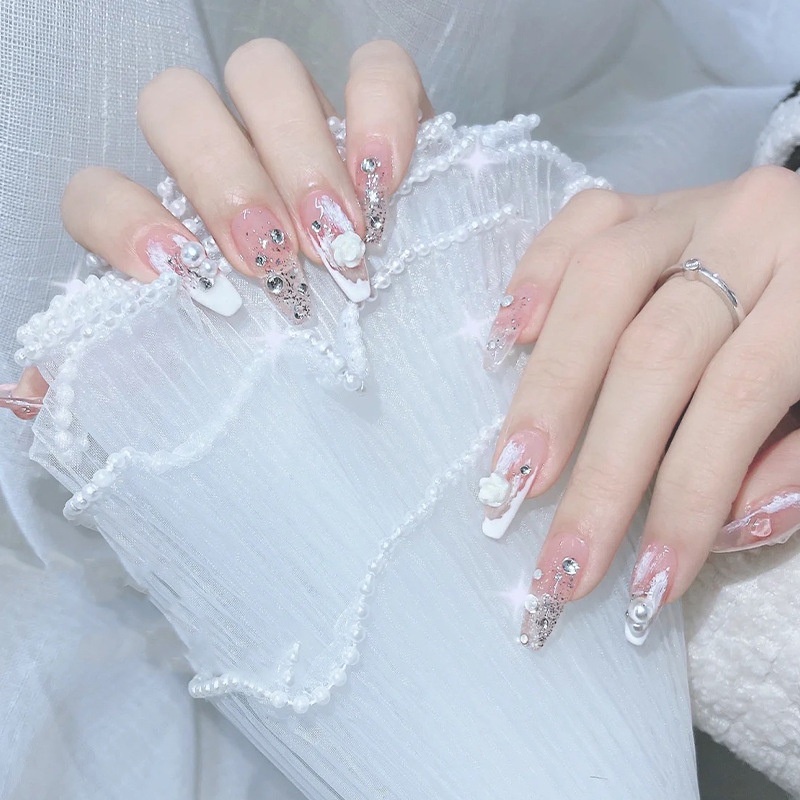 Kuku palsu 3d nail art timbul lucu fake nails panjang estetik esthetic elegan elegant motif imut cantik wedding pengantin mewah warna biru merah ungu tanpa lem yang lem