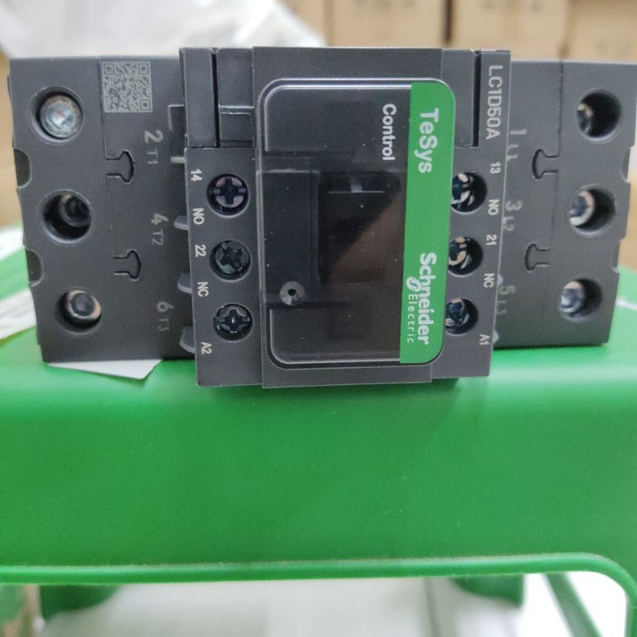Kontaktor / contactor Schneider Lc1d50a lc1d50am7