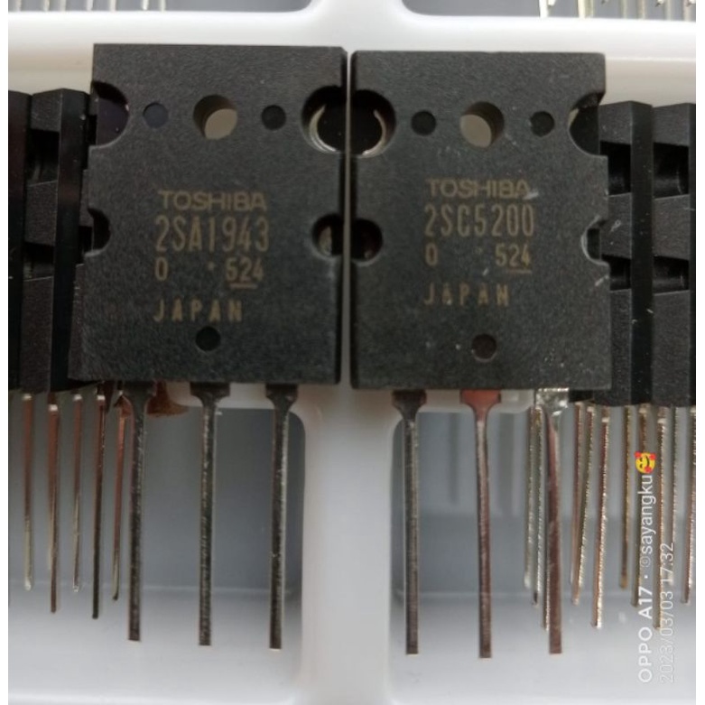 Transistor Toshiba 2SA1943/2SC5200 Lot 524