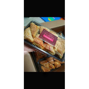 Roti Tarcis Pastry Varian Rasa