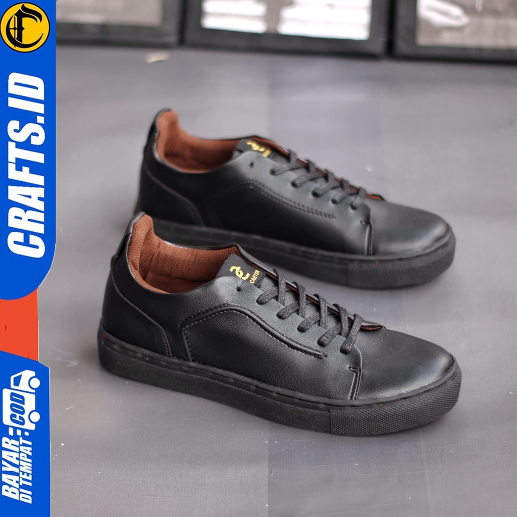 Sepatu Pria Sneakers Casual Hitam Kerja Crafts Ebory