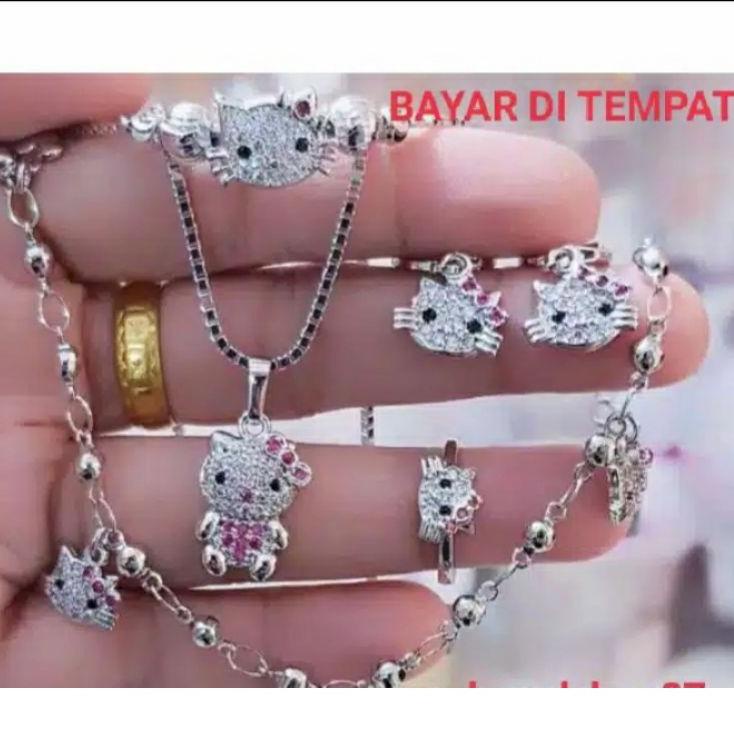 Promo Spesial✤ SET PERHIASAN ANAK MOTIF HELLO KITTY EMAS PUTIH TITANIUM ASLI 746?