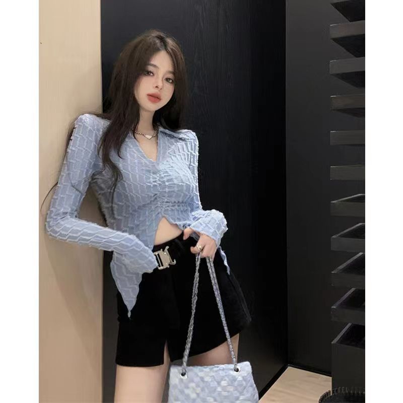 Red Gadis Seksi V-Leher Lengan Panjang Kemeja Wanita Musim Semi 2023 Desain Baru Plaid Slim Fit dan Tipis Kepribadian Top Pendek