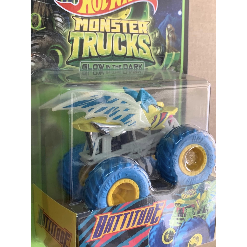 Hotwheels Monster Trucks Glow in the Dark Battitude