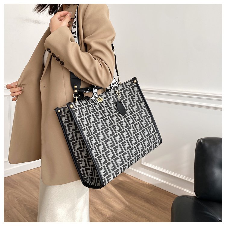 ( 2PC 1KG ) GTBI998881117  New Arrival 2023 !!!  Tas Selempang  Tas Wanita Import  Premium Terbaru