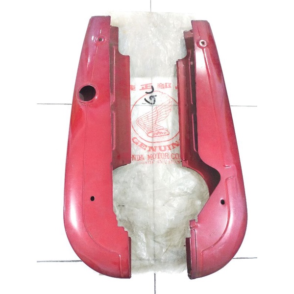 Tutup Rantai - Ketengkas Honda S90 S90z ASTRA ORIGINAL NOS MERAH