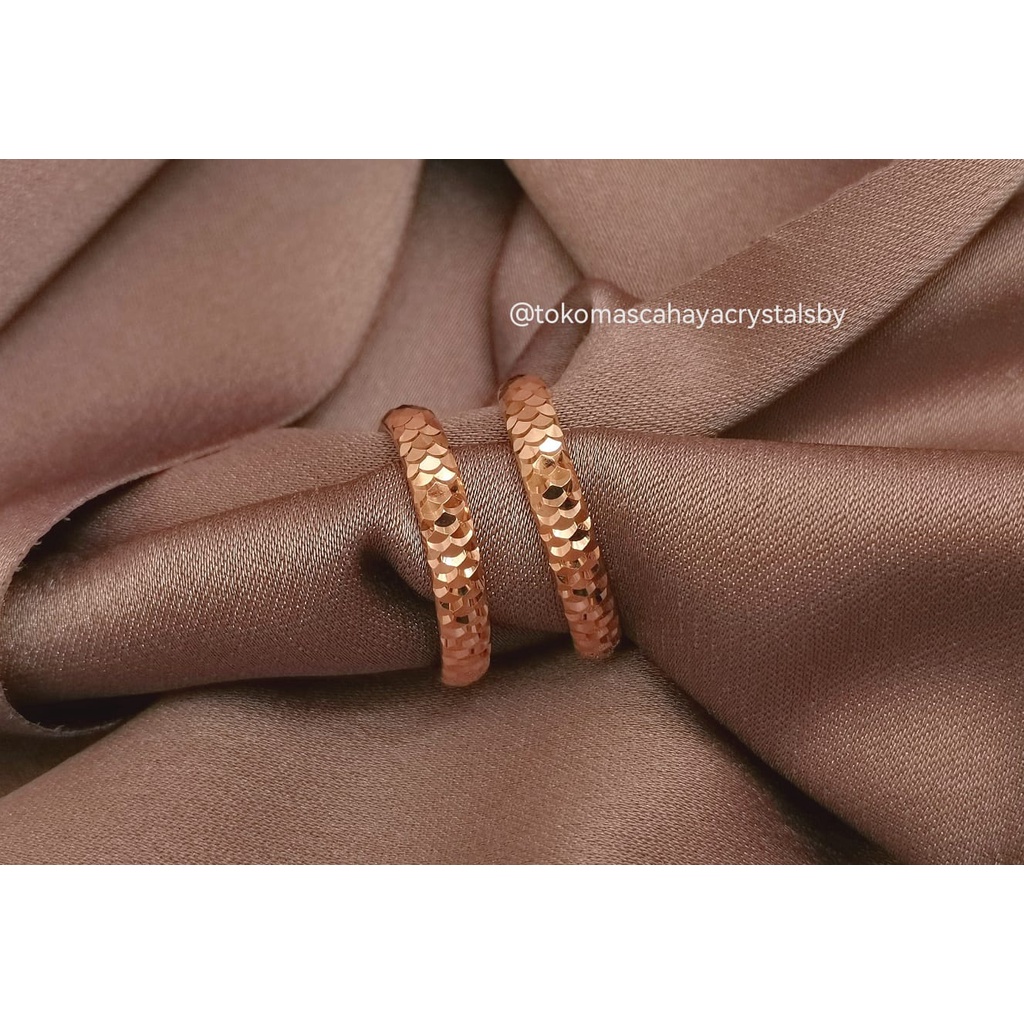 Cincin klasik minimalis emas rose gold kadar 17k 75% 750