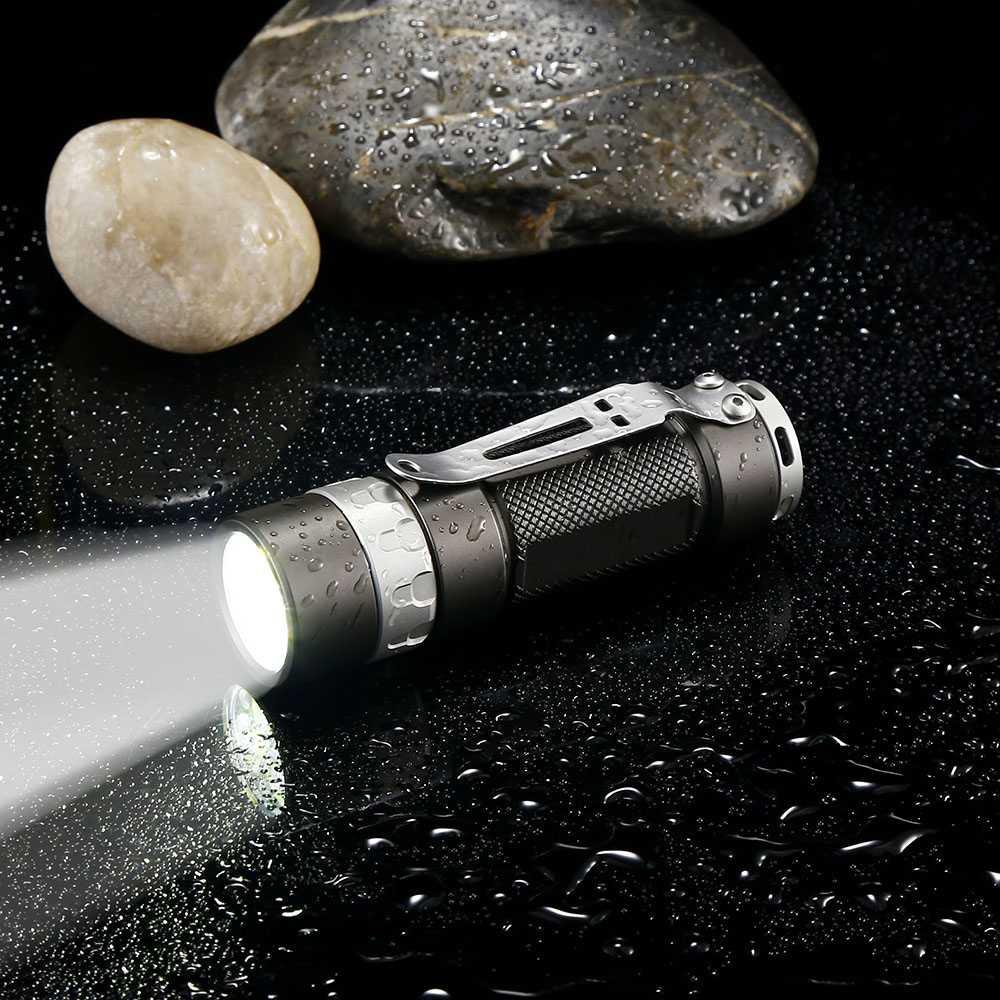 JETBeam Senter LED CREE XP-L or Nichia 219C 950 Lumens - RRT01 Raptor - Black