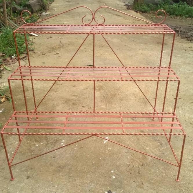 Rak Pot Besi / Rak Tanaman Hias 3 Susun