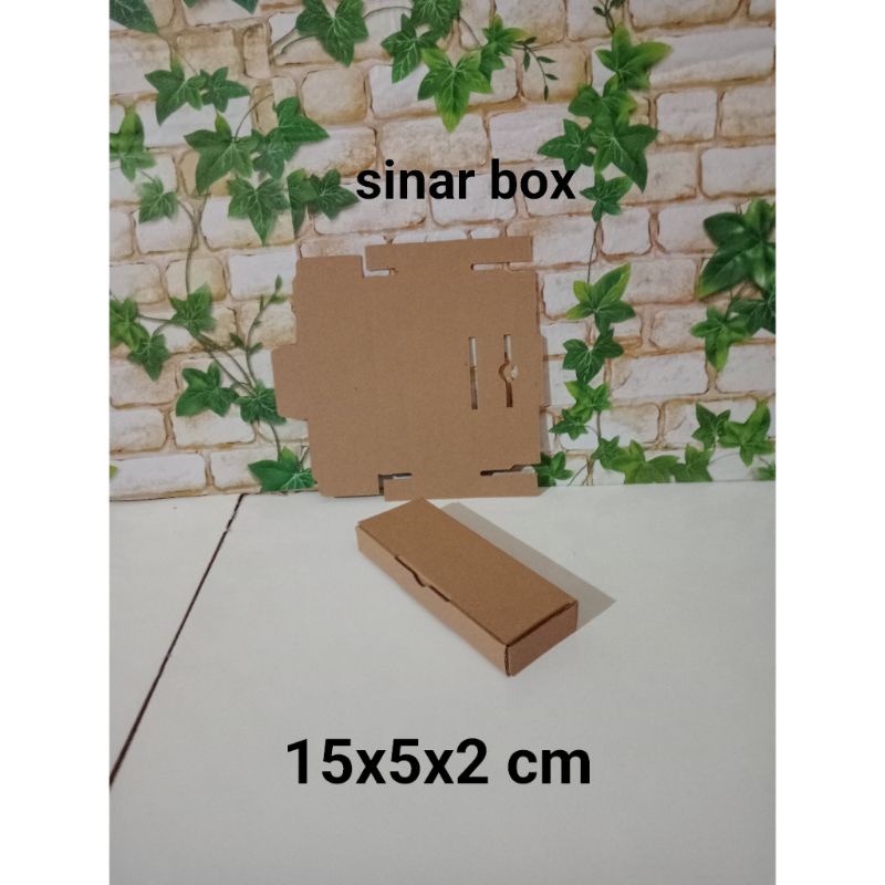 

dus/box/karton uk 15x5x2 cm,box die cut,dus packaging olshop