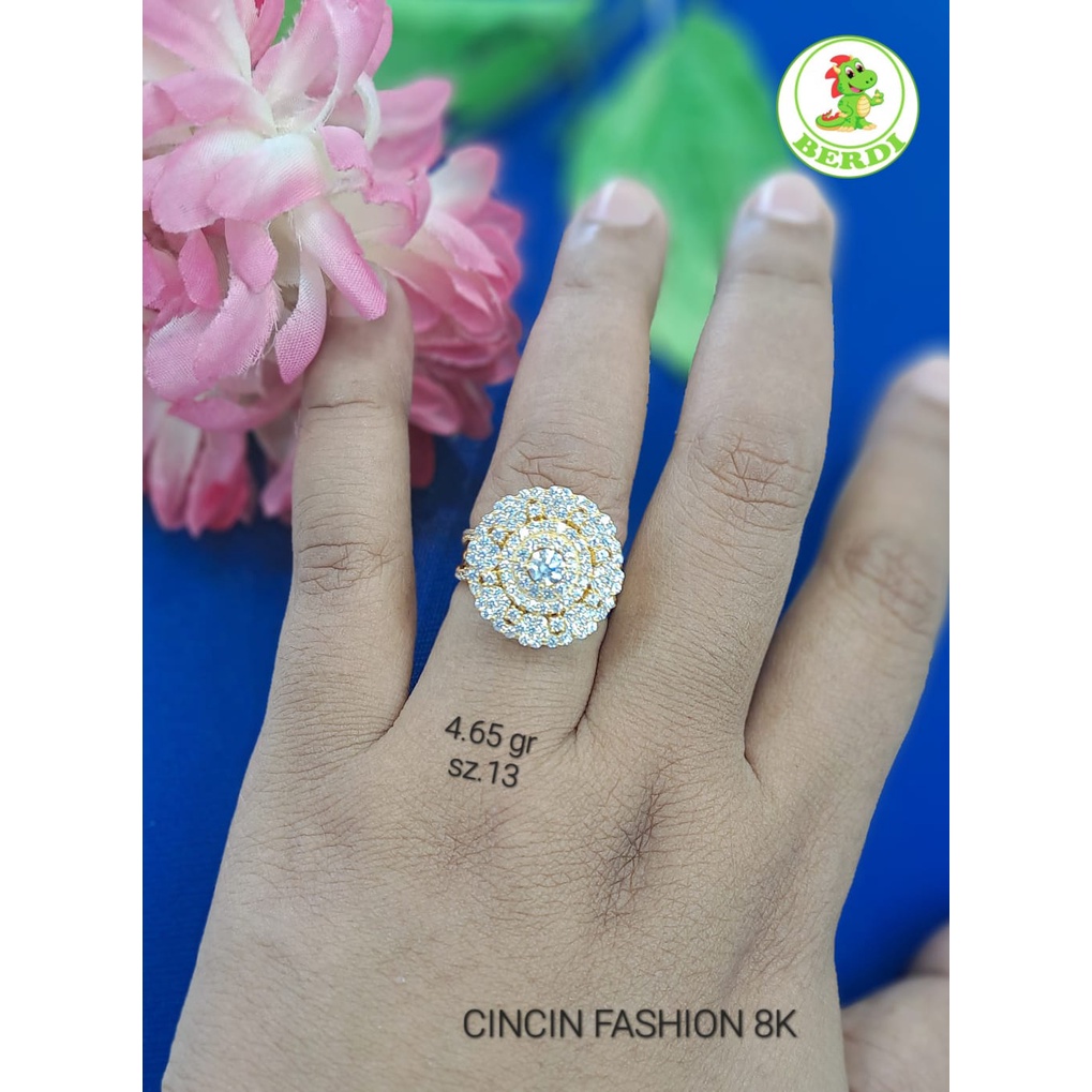 Cincin wanita dewasa mata putih elegan kadar 375 terbaru