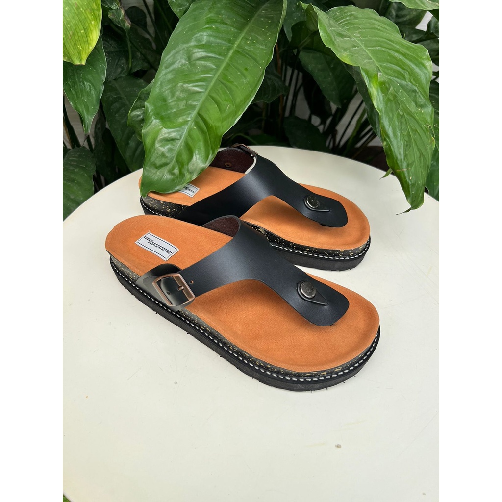 Sandal kasual pria/wanita volkerfootwear shaka black