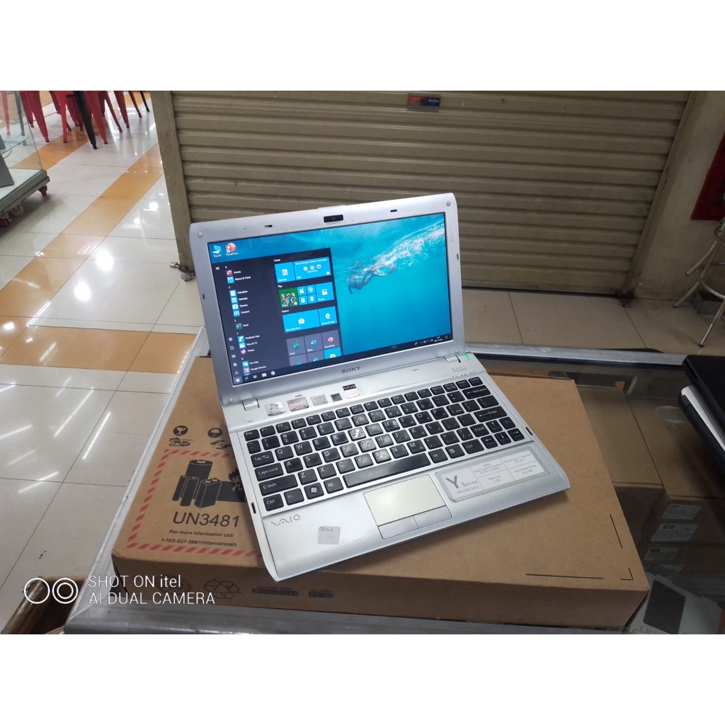 LAPTOP SECOND SEKEN LEPTOP BEKAS SONY VAIO Y SERIES RAM AMD E-450 RADEON NOTEBOOK MULUS