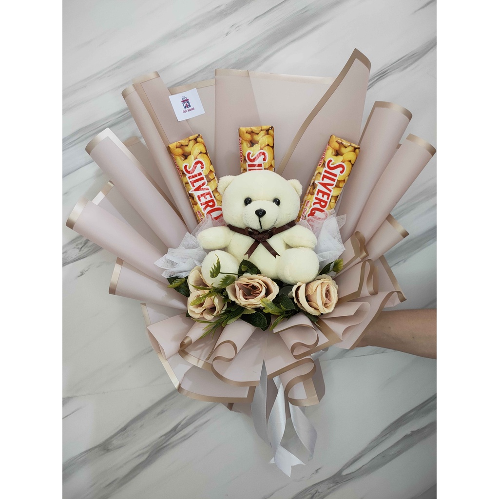 Buket Boneka SilverQueen/Buket Bunga/ Buket Wisuda/ Buket Silverqueen/Buket Boneka Bunga