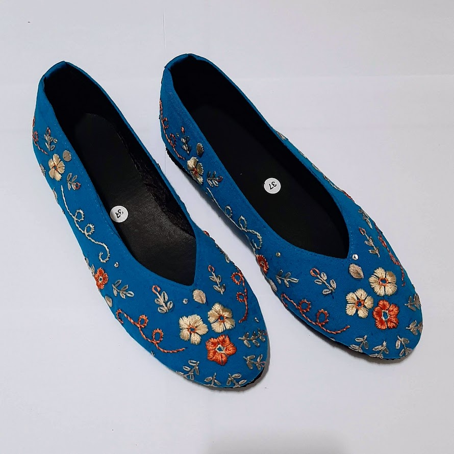 etnik fashion sepatu wanita flat slip on sulam biru cerah