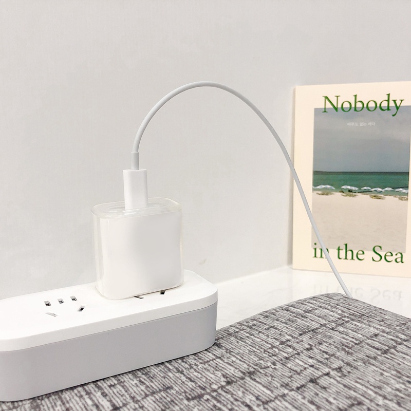 Silicone Case Cover Case Charger iphone 20w 18w Bening Transparan