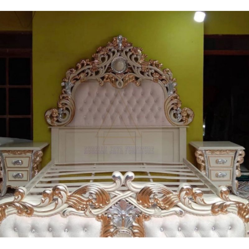 ajf kode TT 003 ; tempat tidur ukir barong / dipan kayu jati putih duco / tempat tidur jok murah