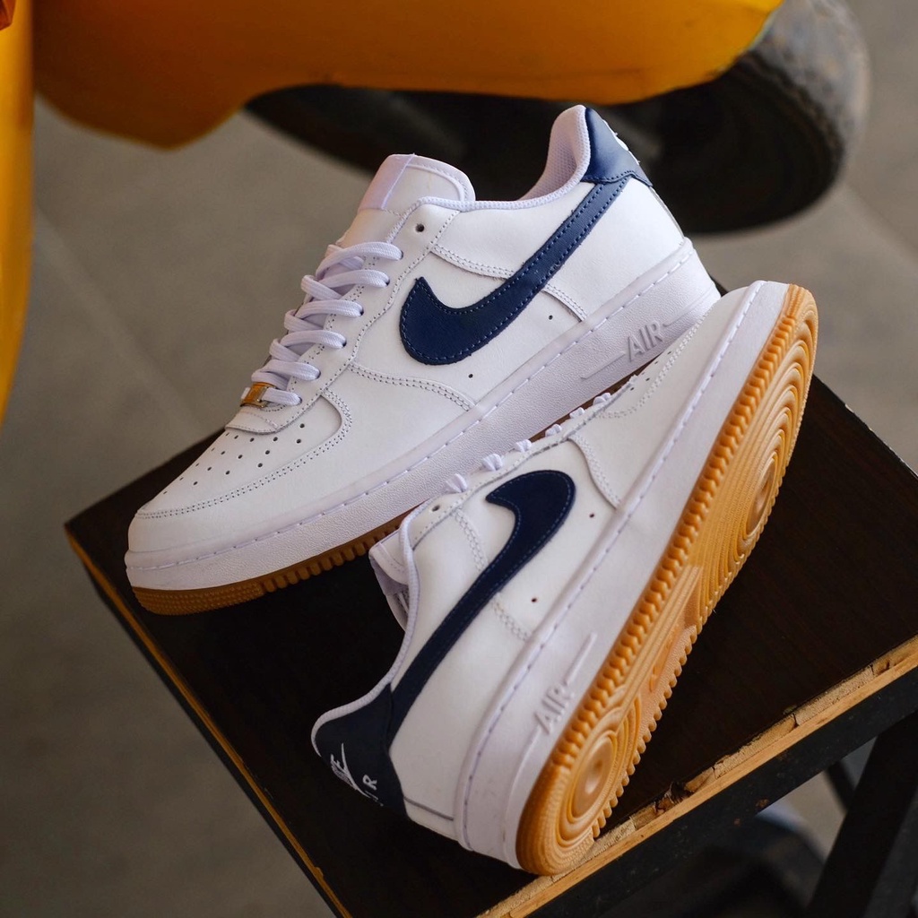NIKE AIR FORCE 1 LOW WHITE NAVY GUM