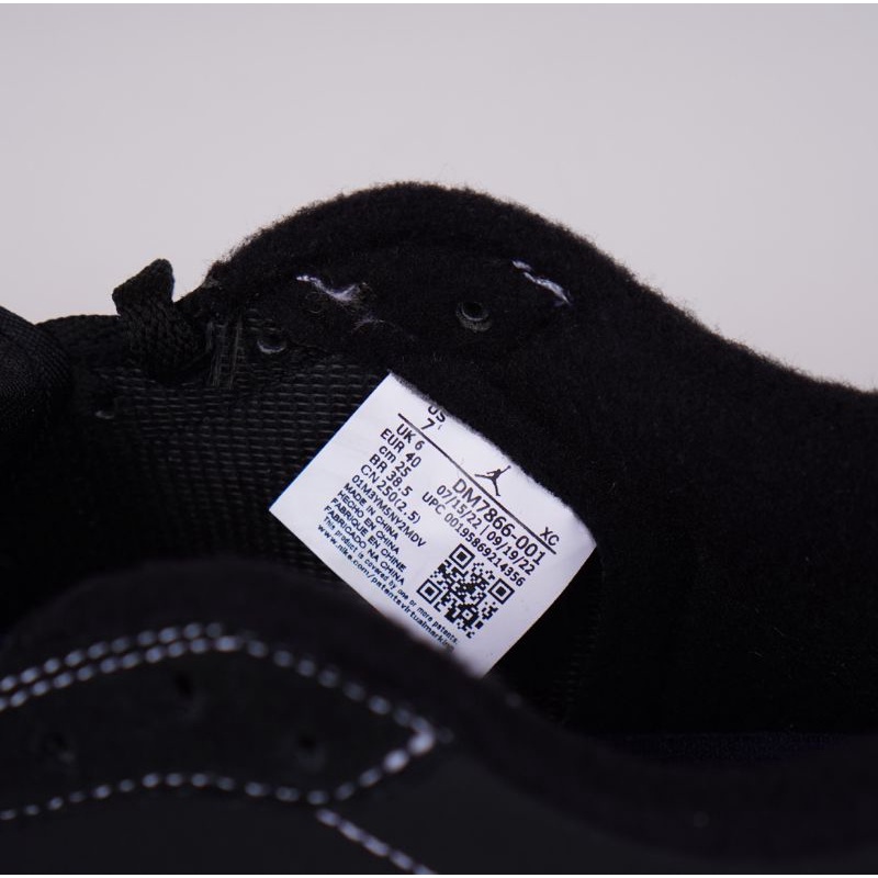 Sepatu Nike Air Jordan 1 Low  Black Phantom