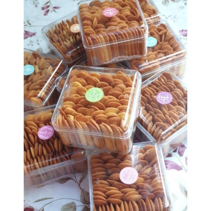 

Kue Lidah Kucing Toples 350 Gram Nectarea_Shop