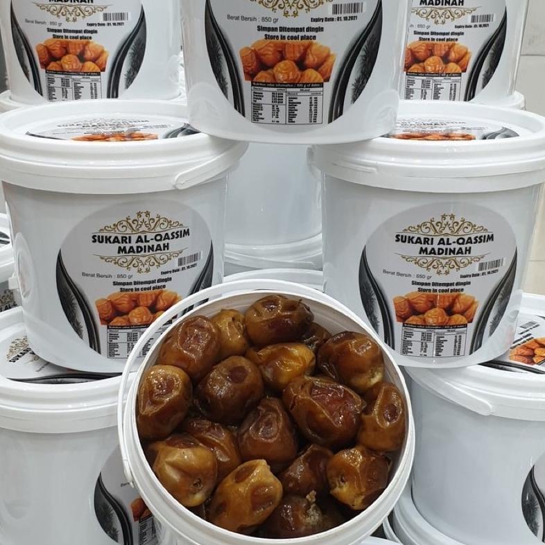 

Kurma Sukari 850 Gr Kemasan Ember (Ruthob) Kurma Basah 850Gr Promo Best Seller!