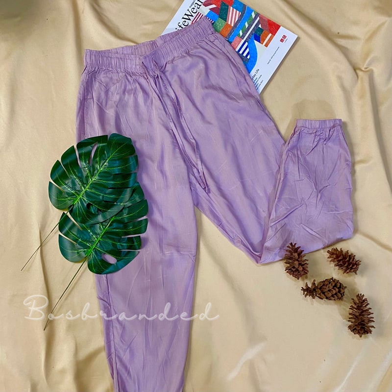 Image of Uniqlo Drape Jogger Pants Original Joger Wanita Polos #2