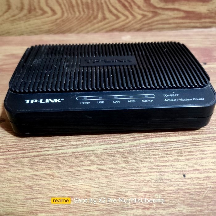 Modem Router TP-LINK TD8817