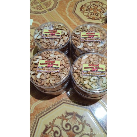 

Kacang mente matang Termurah