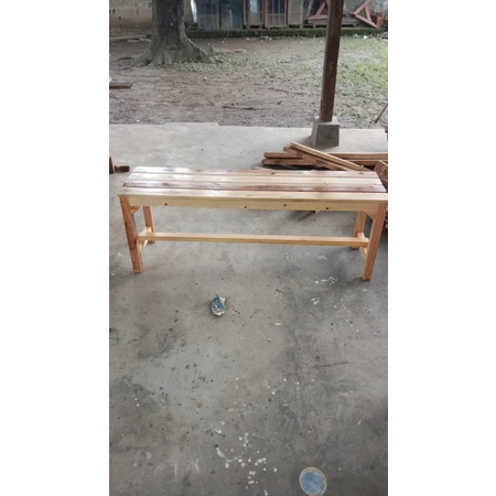 Kursi panjang jati belanda.