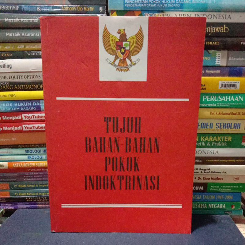 Buku Original TUJUH BAHAN - BAHAN POKOK INDOKTRINASI Pusat Analisa dan Pengendali Situasi.