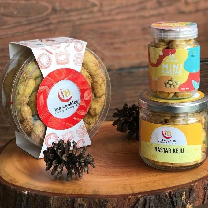 

Nastar Keju Ina Cookies Kue Kering Premium Wijsman Toples 500 gram