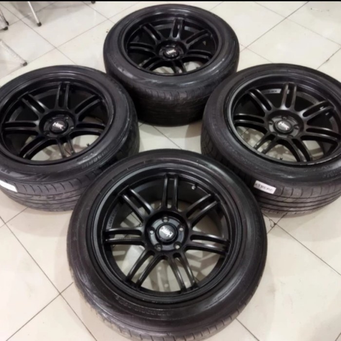 VELG MOBIL HSR BOON RING 18X9,5 PCD 5X114 + BAN DUNLOP 235 50 R18