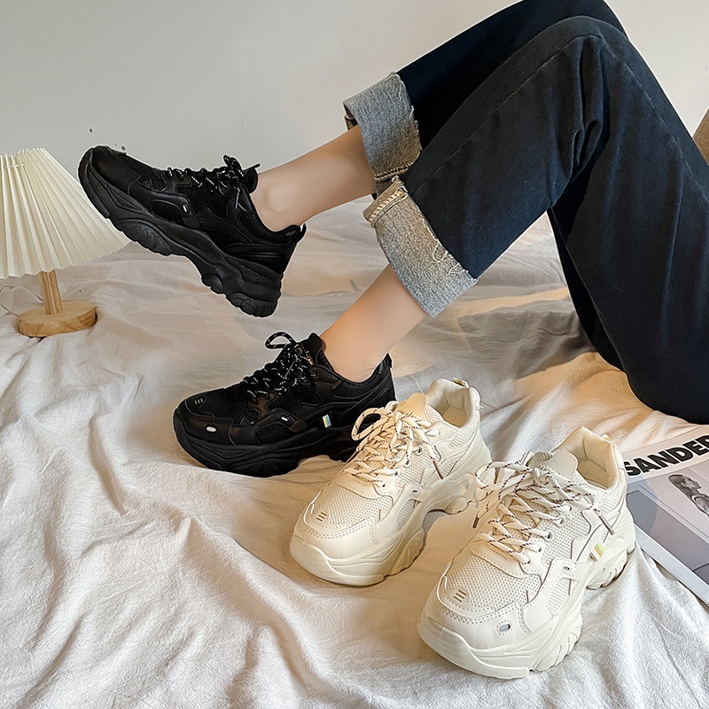 Sepatu Sneaker Casual Classic Wanita 5292 (35 - 40)