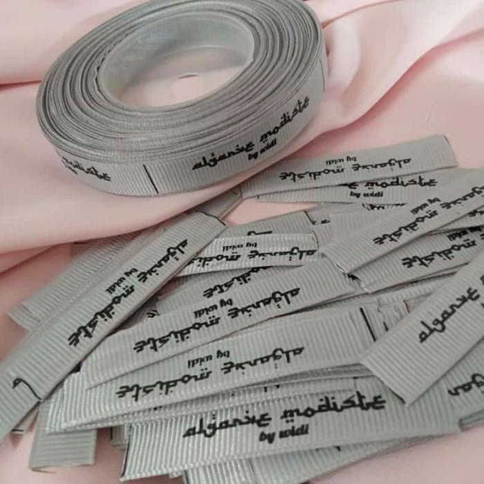 

Label Baju Custom Bahan Grosgrain