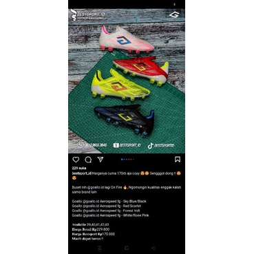 sepatu bola