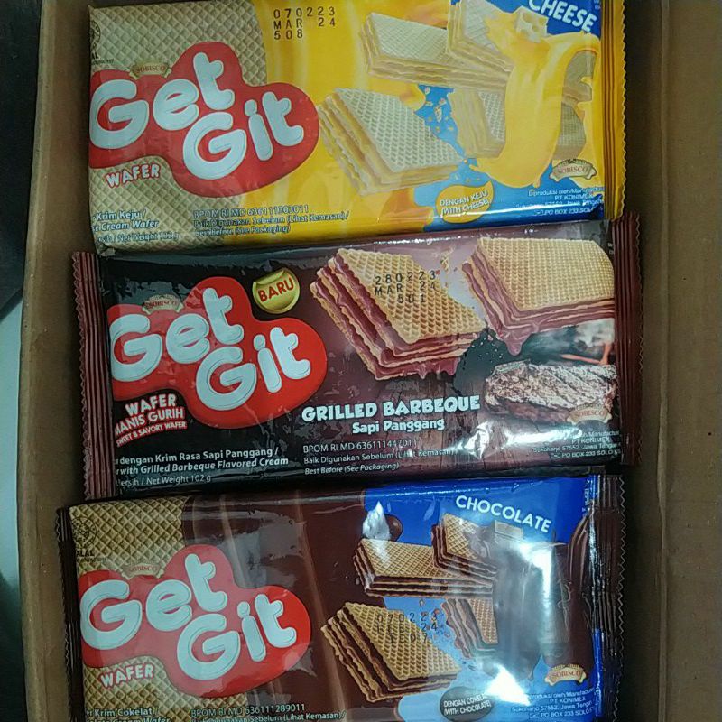 

Get Git Wafer cream Cheese Choco and Grill 102gr/3pcs Random
