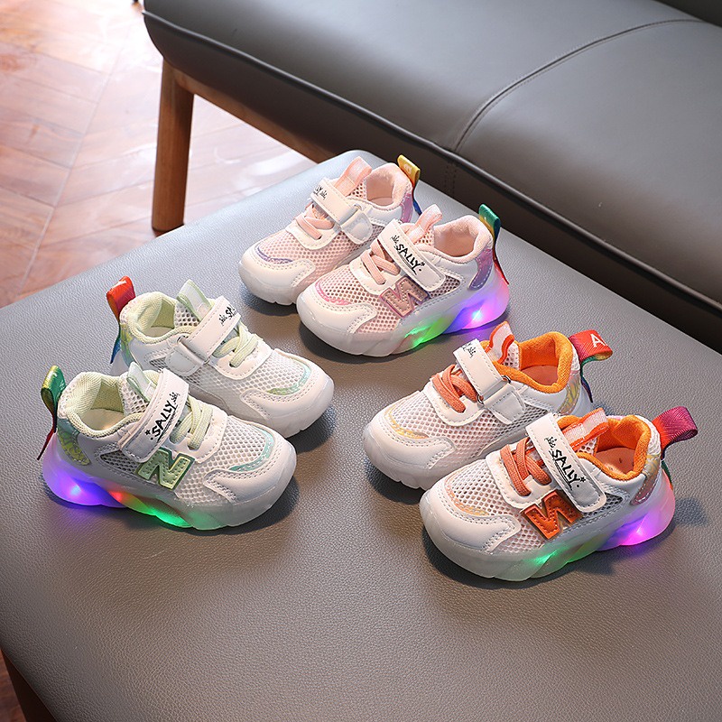 Sepatu Sneaker Led Anak Sally Import / Free Dus