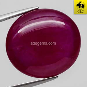 RB-055 Batu Permata Ruby Merah Keunguan Oval Cabochon Mozambique Natural 17.75 Ct. Bersertifikat
