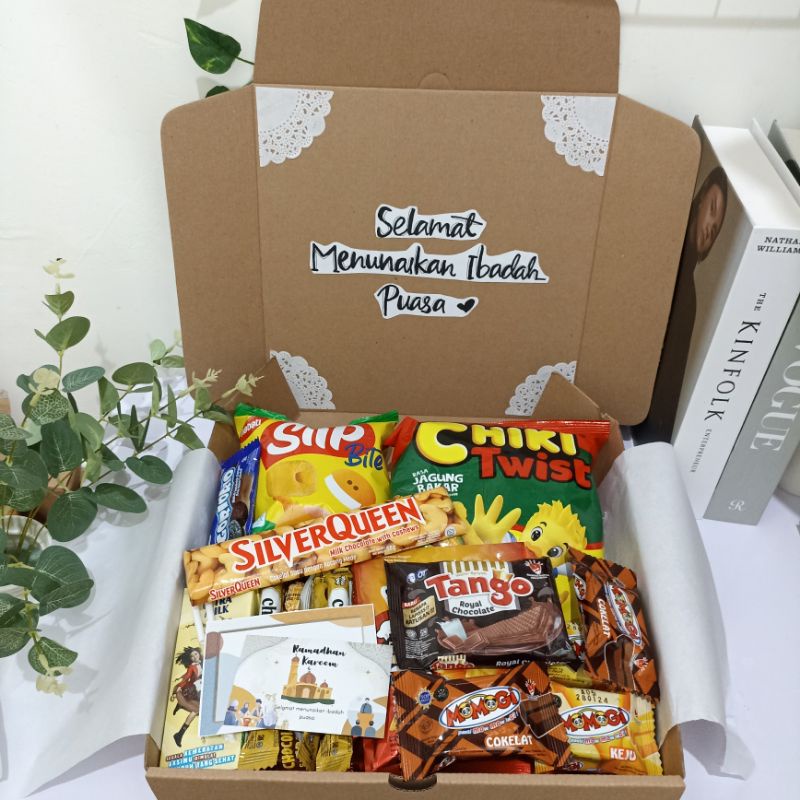 

Snack Box Special Edition || Kado Ulang Tahun Makassar || Kado Makassar