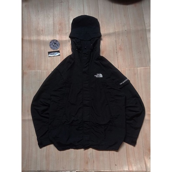 jaket tnf saku samping