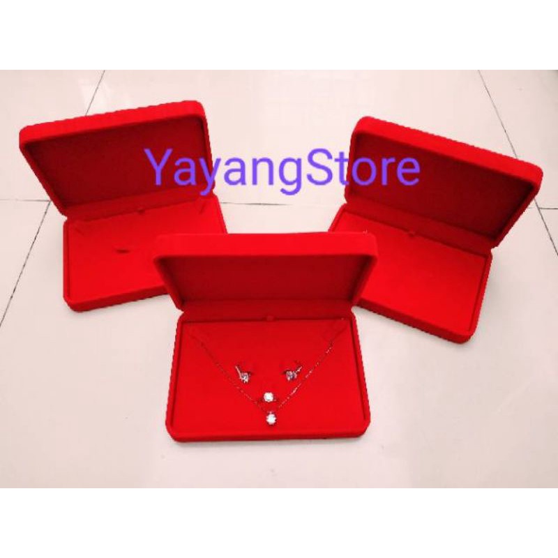 Kotak Set Perhiasan / Box Perhiasan Besar Lamaran / Nikahan / sangjit kalung cincin gelang anting