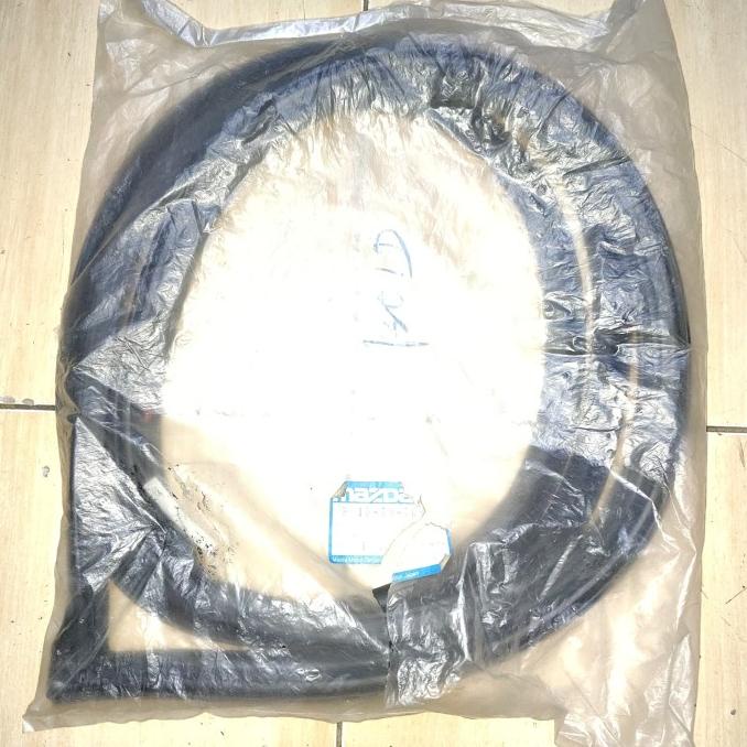 Mazda Genuine Parts Karet Pintu depan Mazda 323 Familia Lantis separe part mobil berkwalitas
