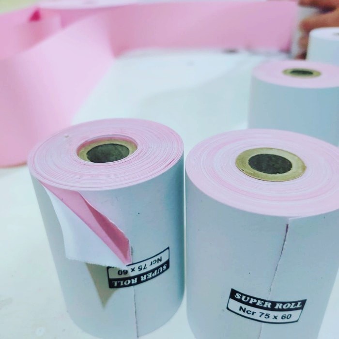 

Terlaris Kertas Kasir Ncr 2Ply (Rangkap 2) Ukuran 75X60 Paket 10 Roll