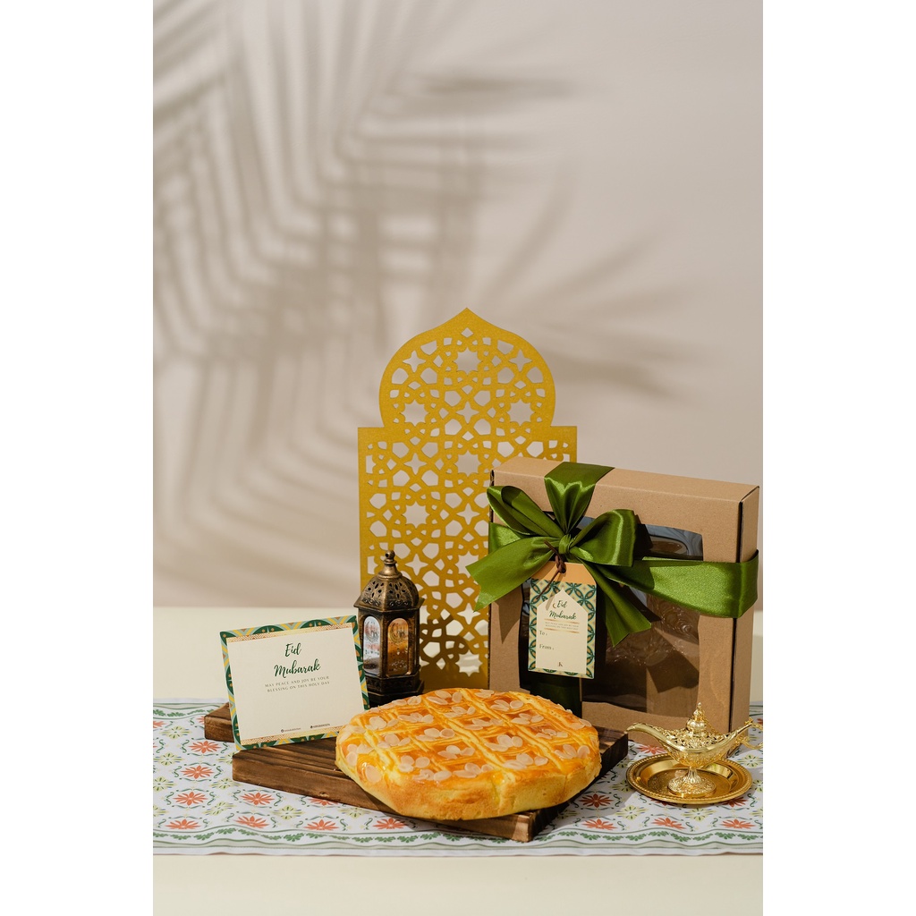 

Lebaran Hampers Dutch Butter Cake/Boterkoek 22 cm