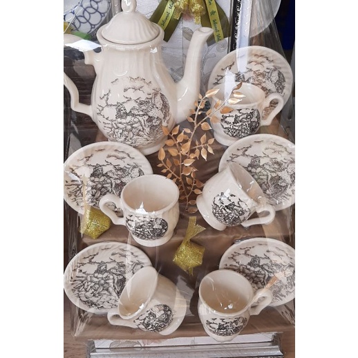 

parcel lebaran keramik A