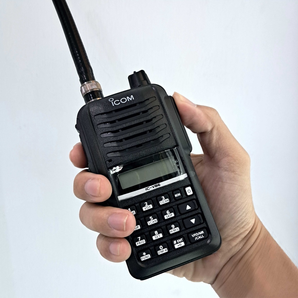 ICOM IC-V86 VHF 136-174 MHz HANDYTALKY