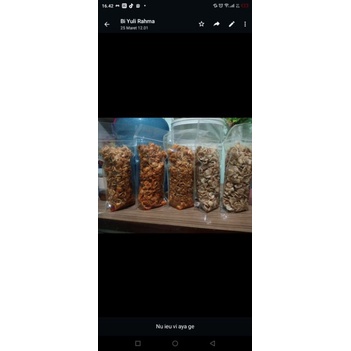 

kerupuk seblak bumbu kacang